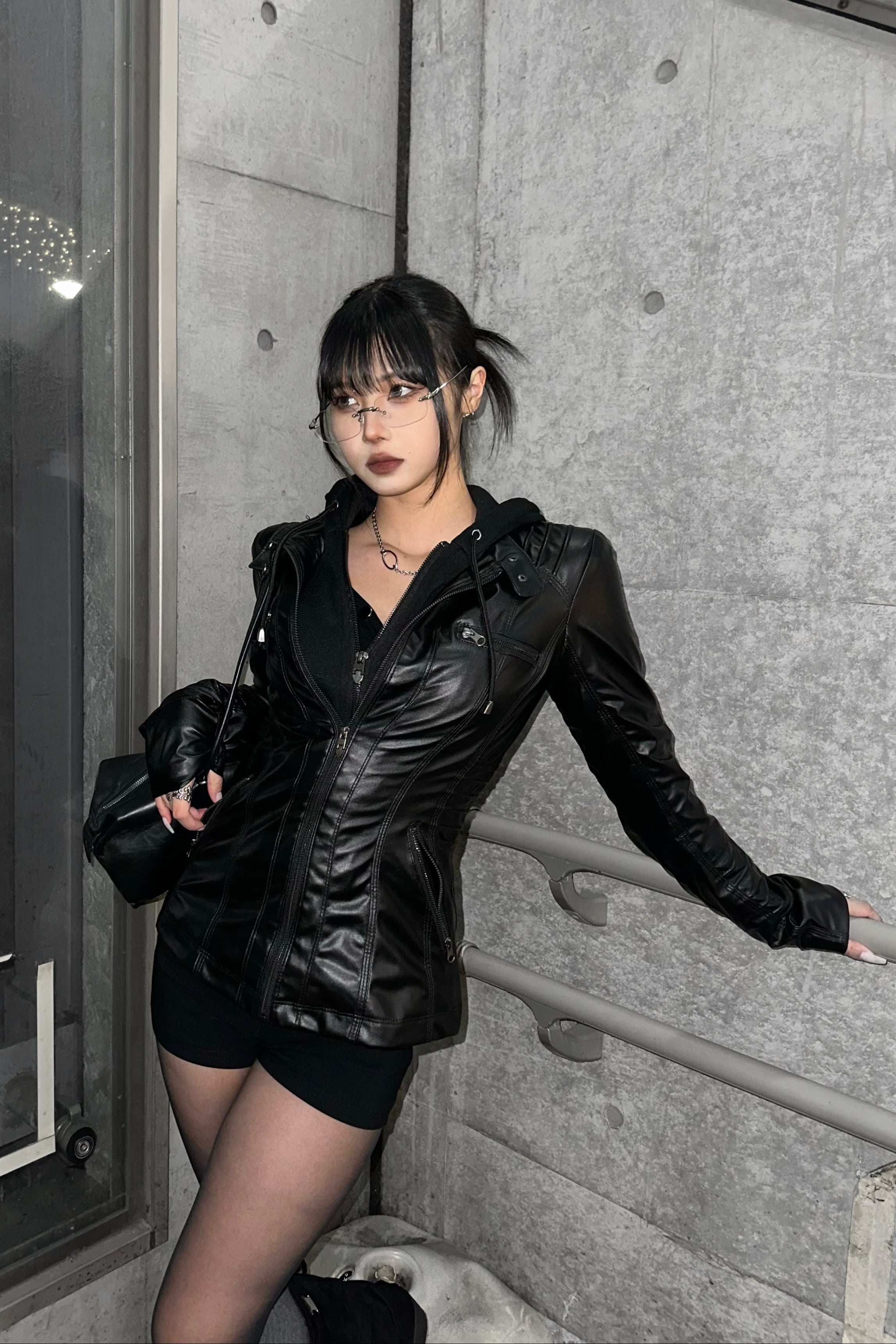 スリムフーディーレザージャケット NA10327