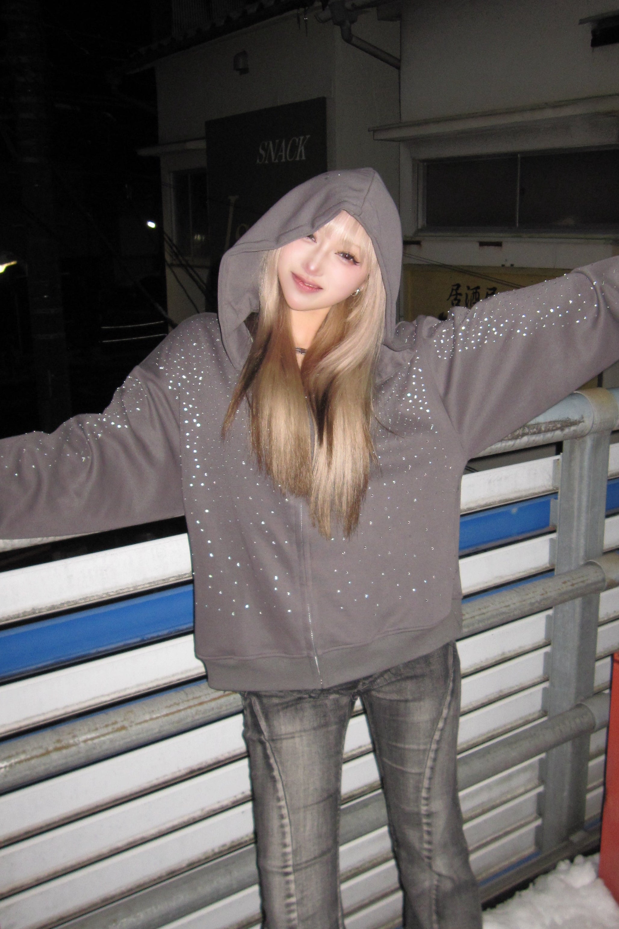 キラキラビジューパーカー NA10393