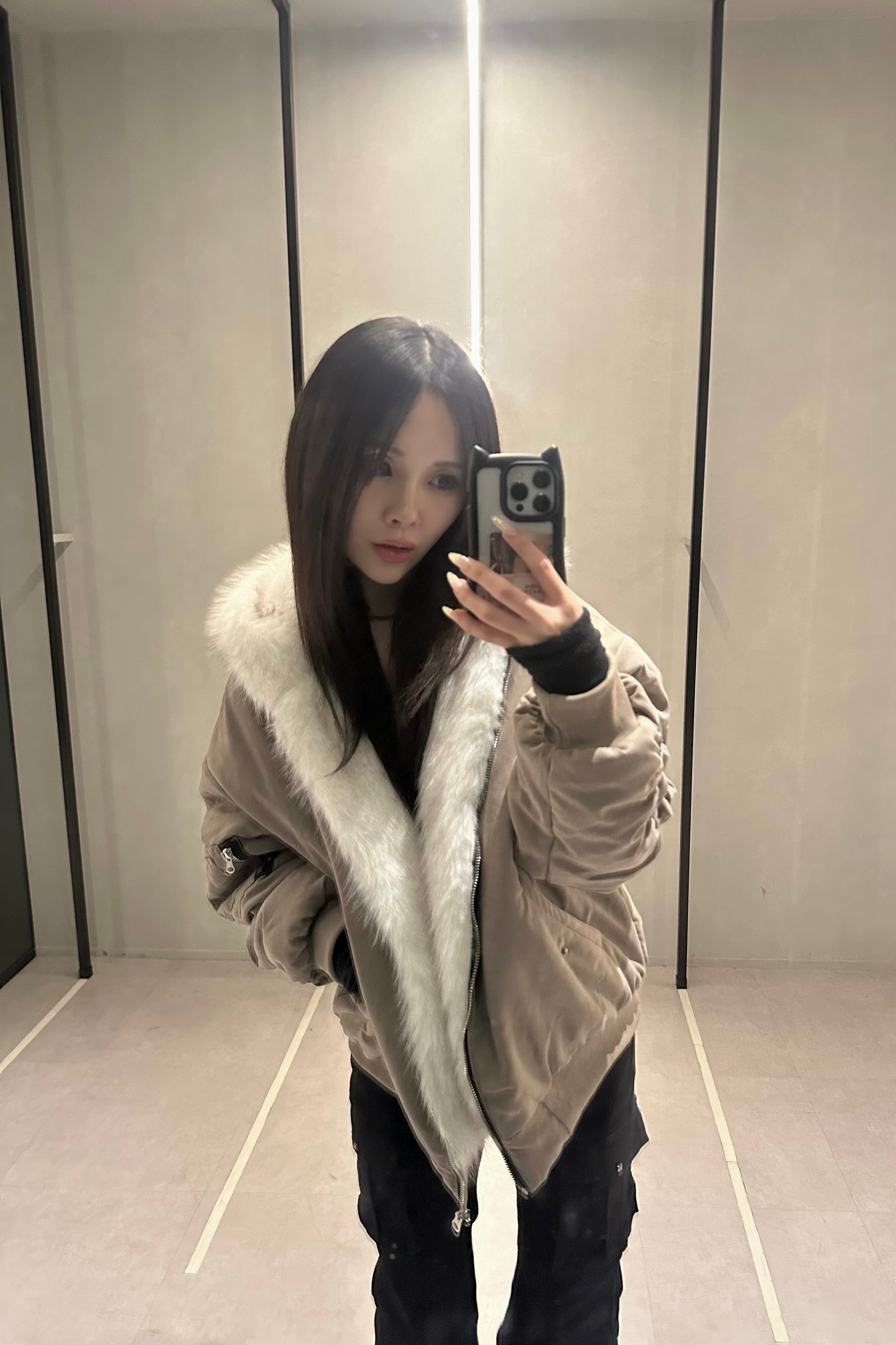 リバーシブルファーアウター NA10205