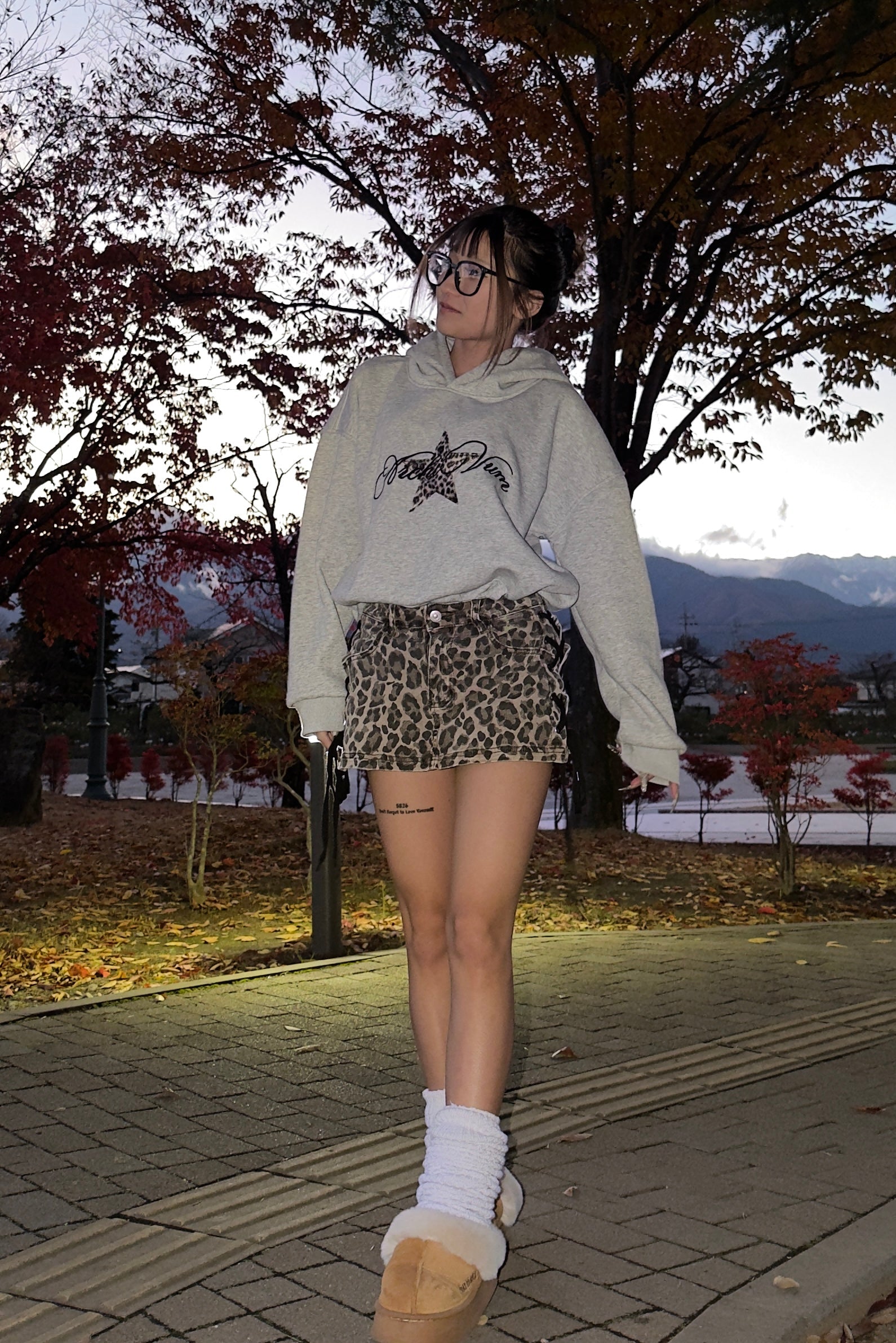 レオパードスターフーディ NA10036