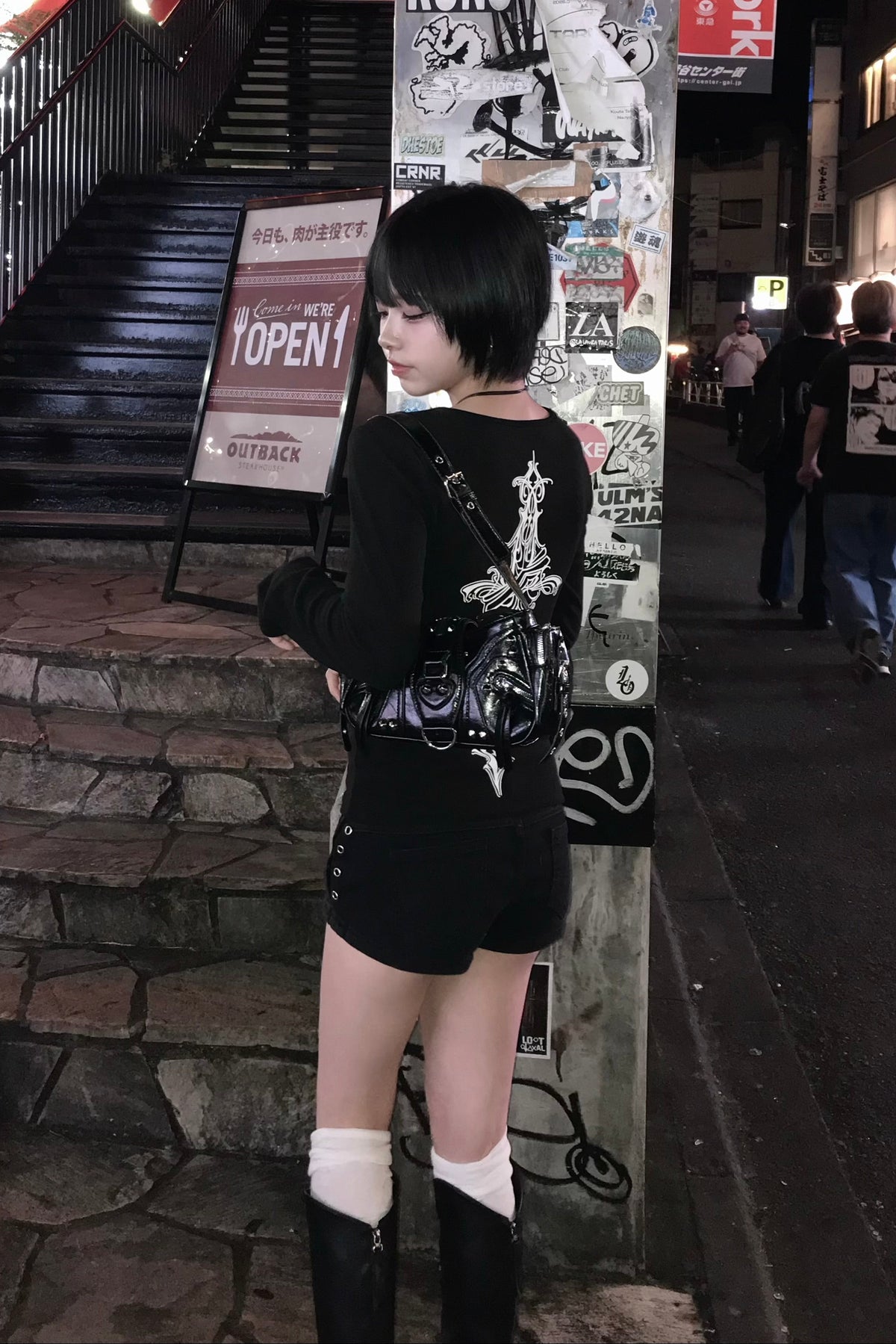 スタッズマルチジップワンショルダーバッグ NA11030