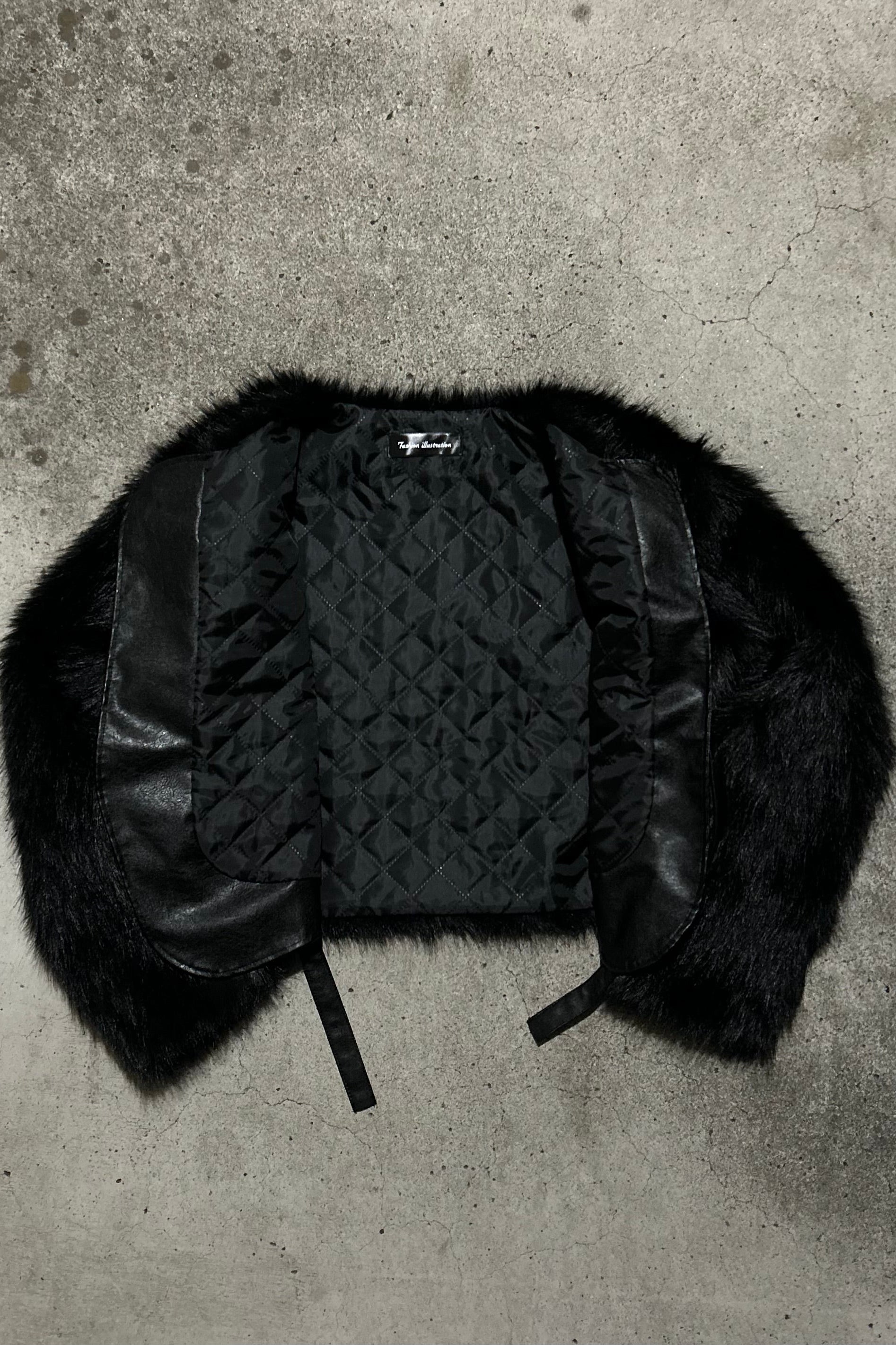 ショート丈ファージャケット NA10333