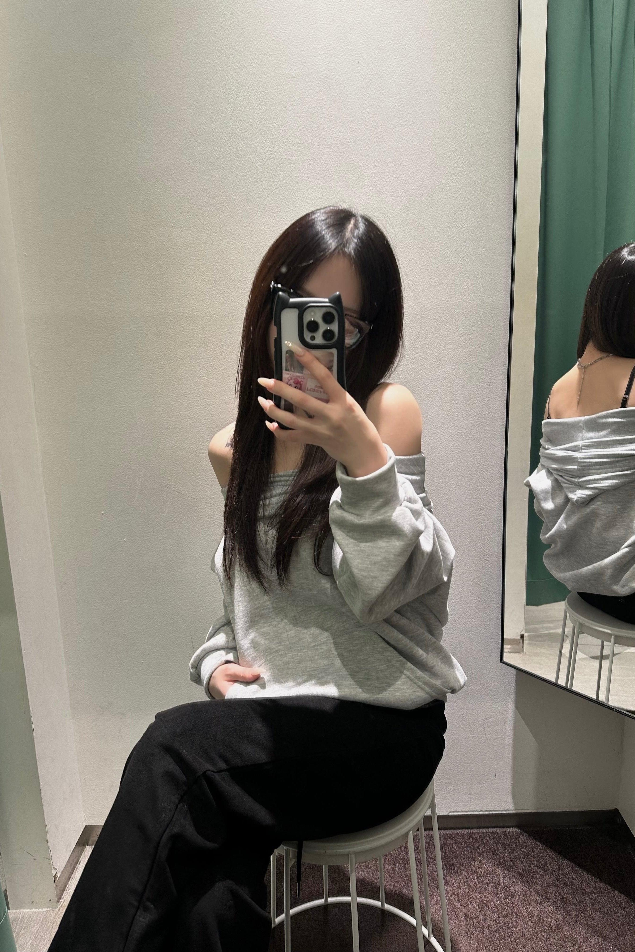 オフショルダースウェットトップス NA10192