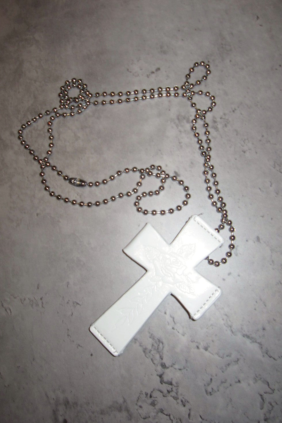 クロスレザーネックレス NA10065