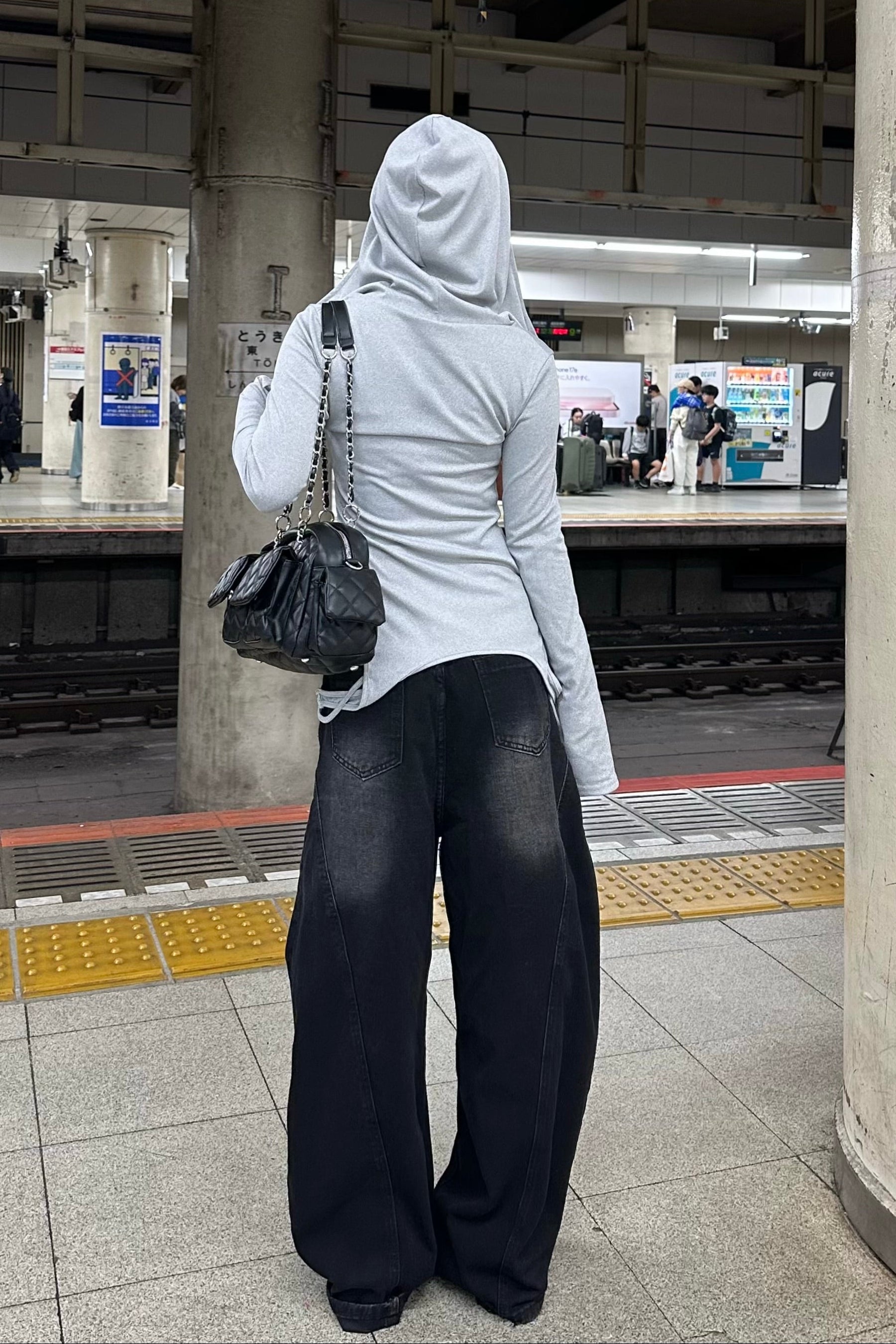 サイドカットフードトップス NA10441