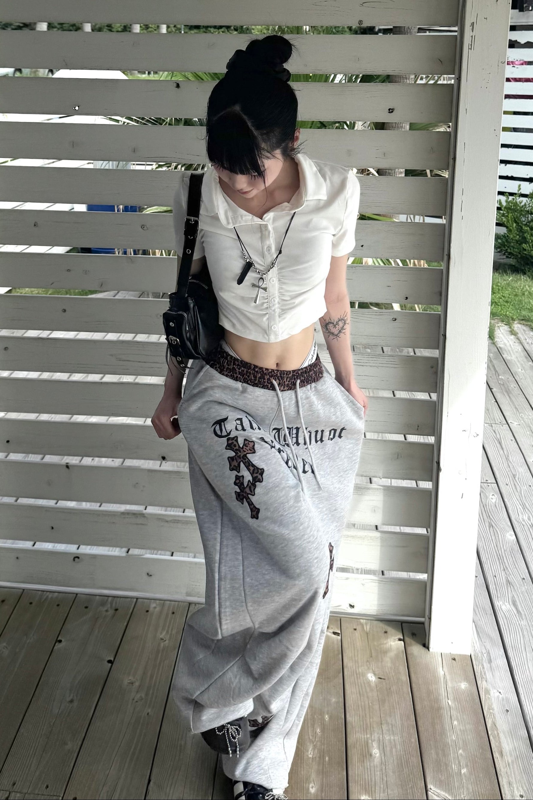 レオパードクロスレタリングスウェットパンツ NA10851