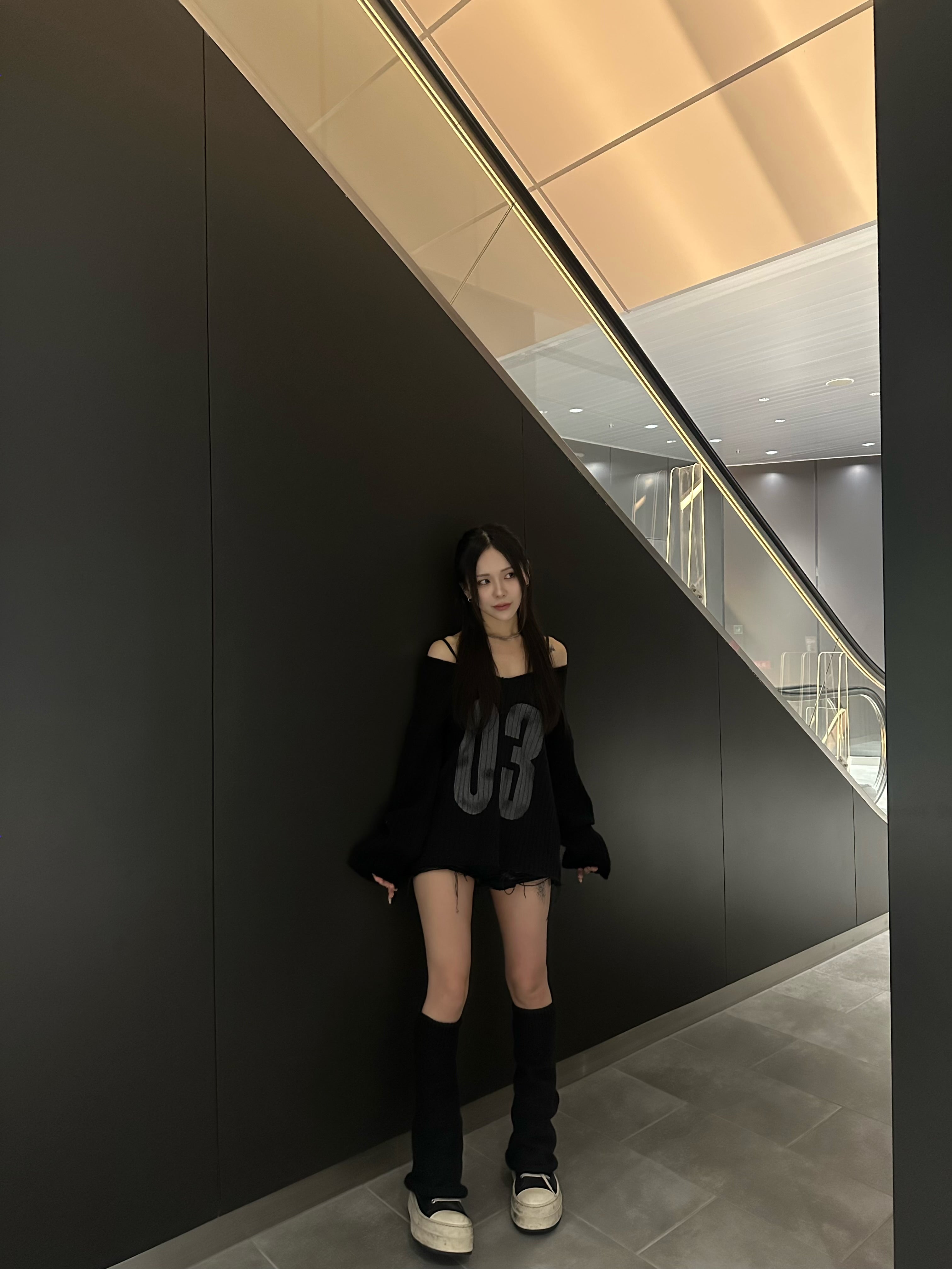 オフショルナンバリングニット NA10210