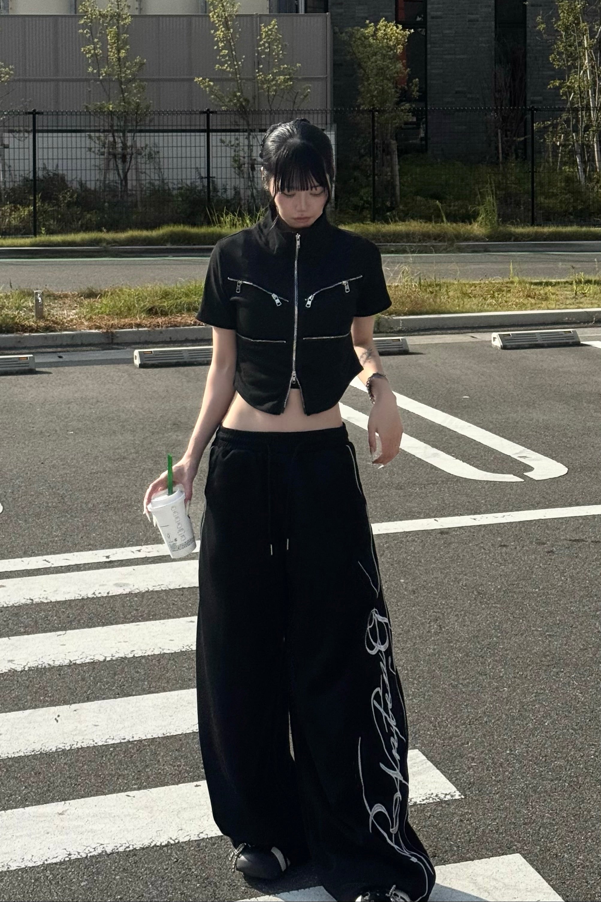 サイドラインレタリングワイドトラックパンツ NA11020