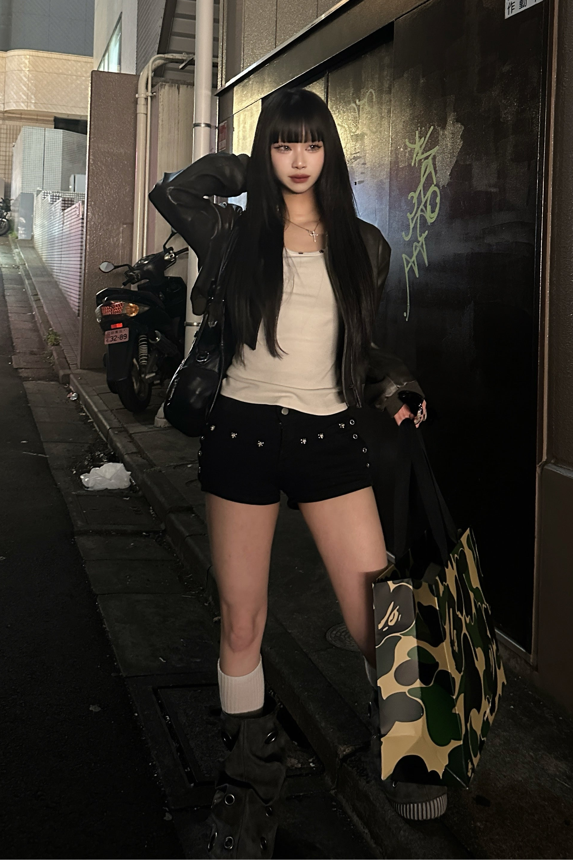 ローライズショートパンツ NA10374