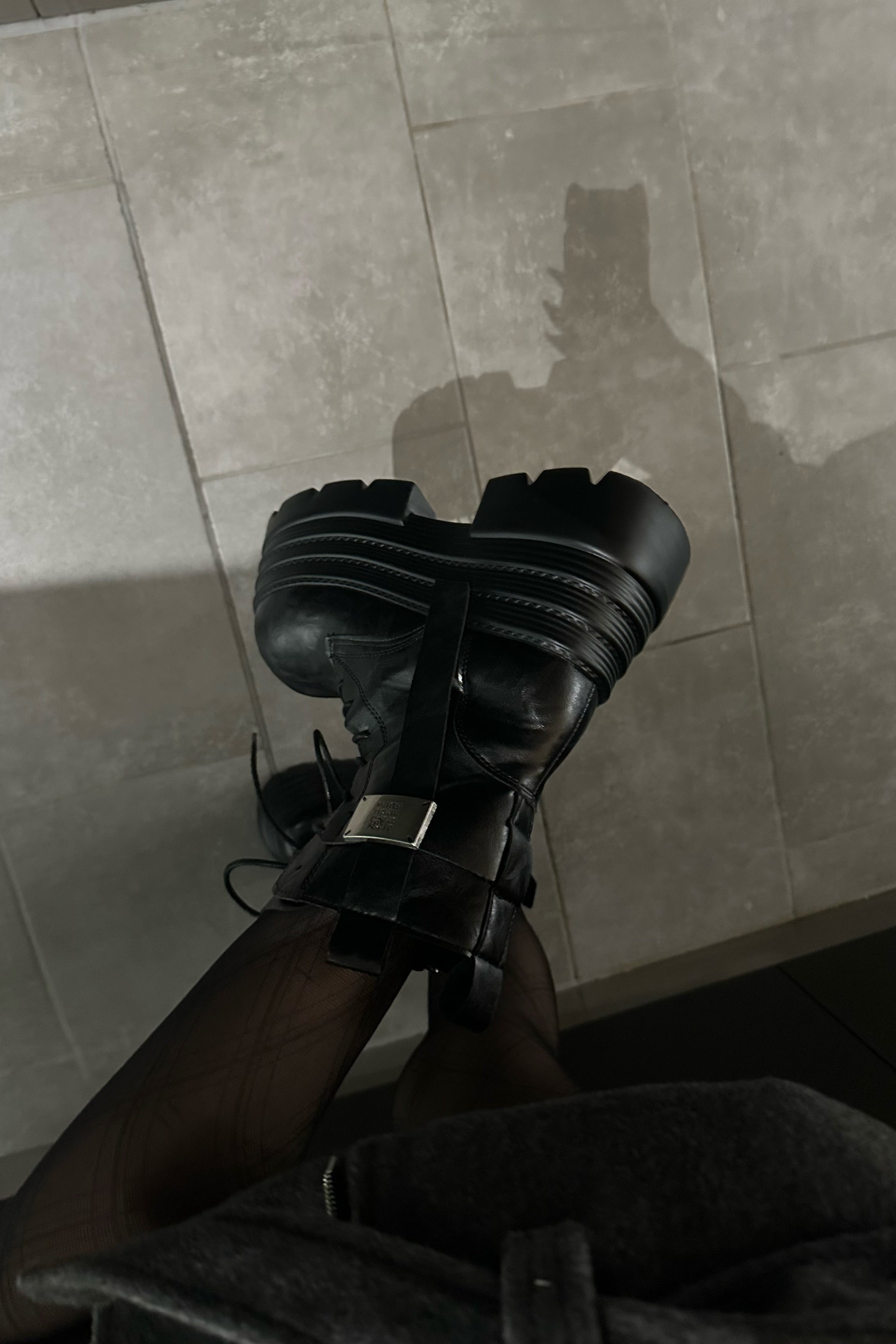 トリプルソールレースアップブーツ NA10198