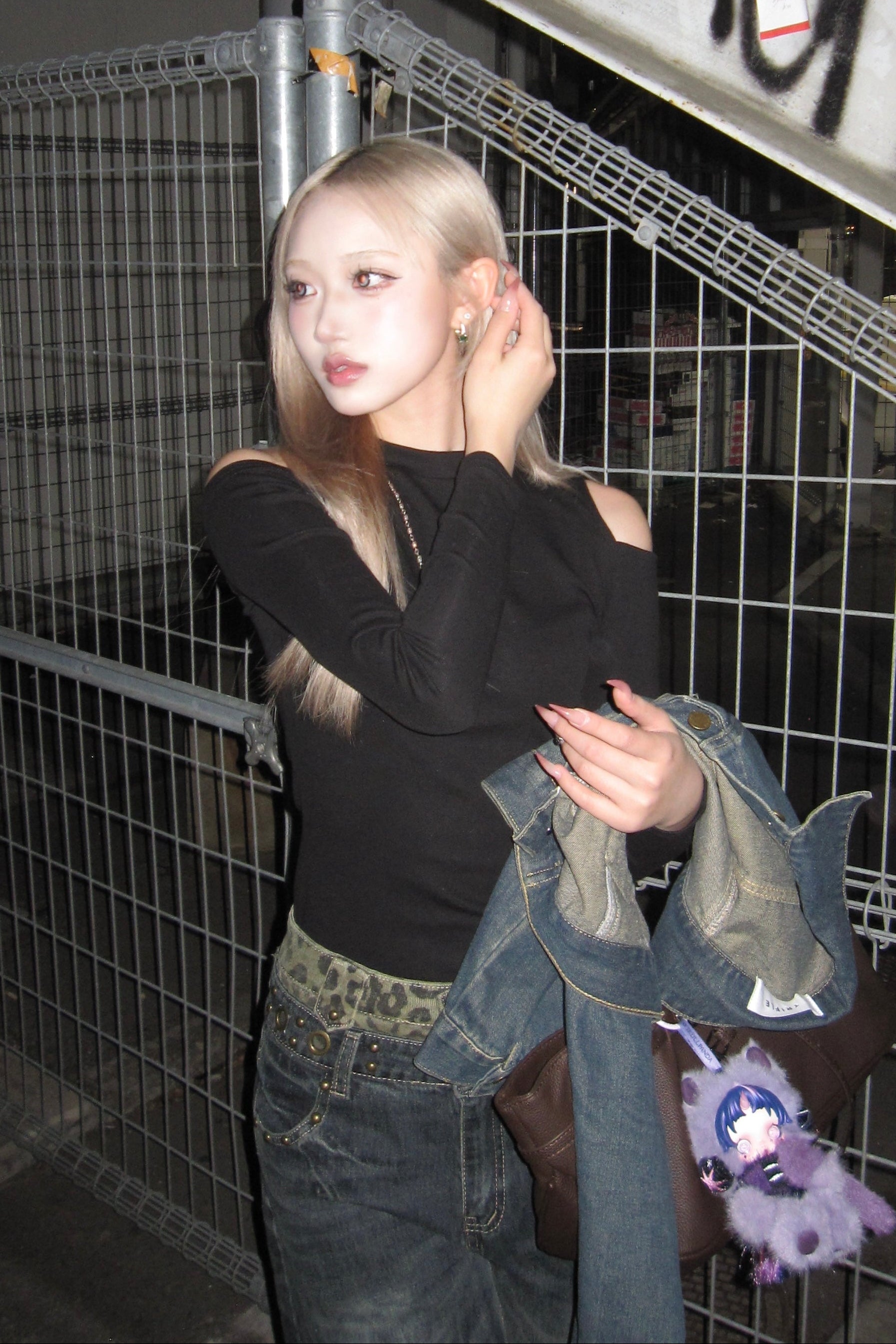 タイトオフショルトップス NA10418