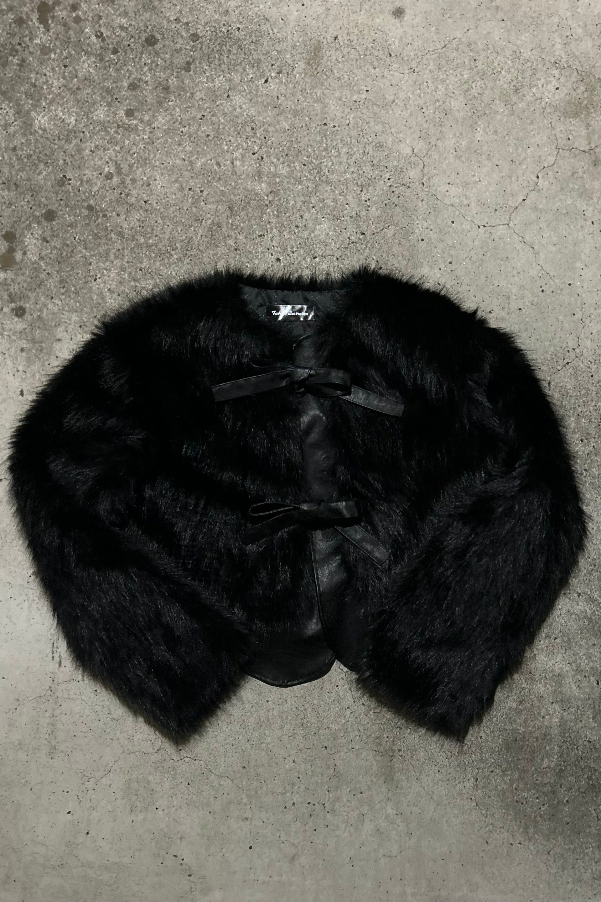 ショート丈ファージャケット NA10333