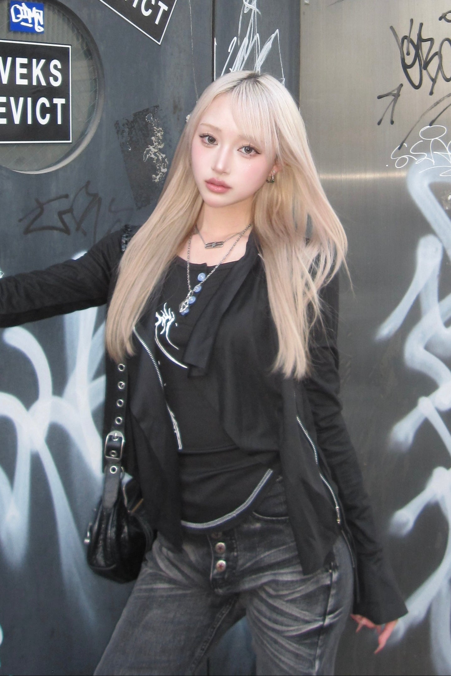 ロゴプリントスリムトップス NA10419