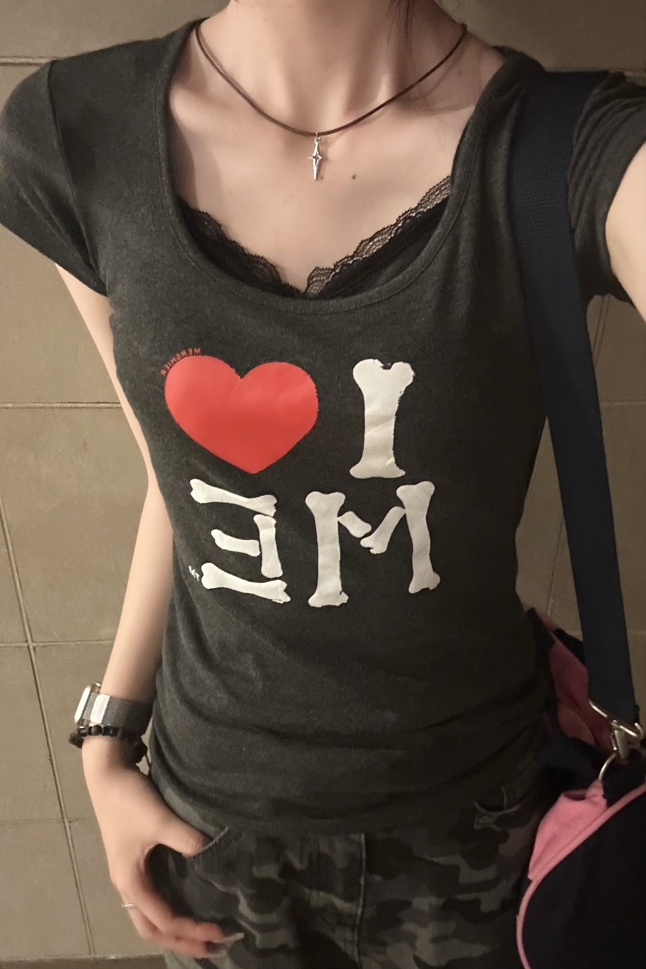 グランジラブTシャツ NA10940
