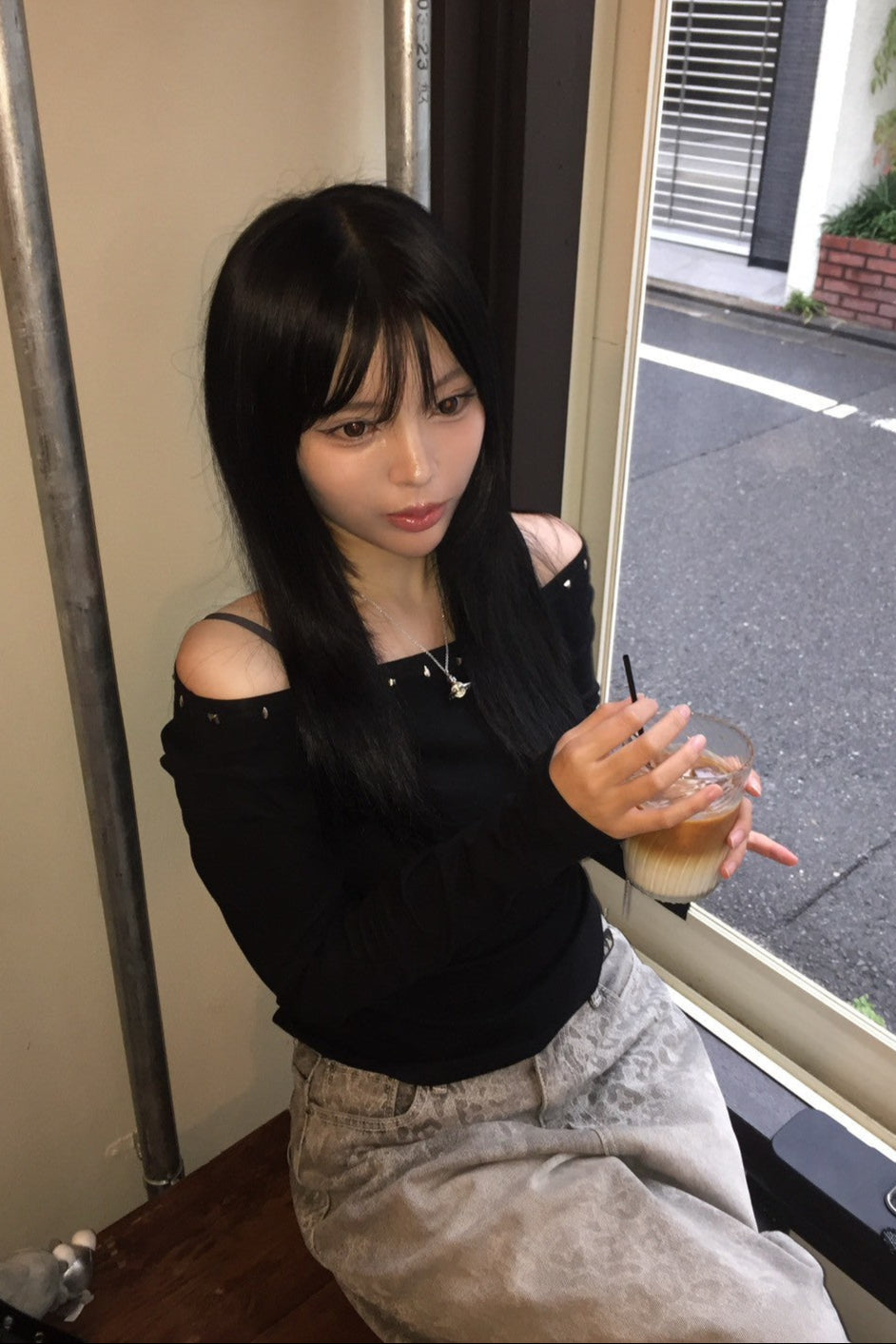 スタッズオフショルダートップス NA10094